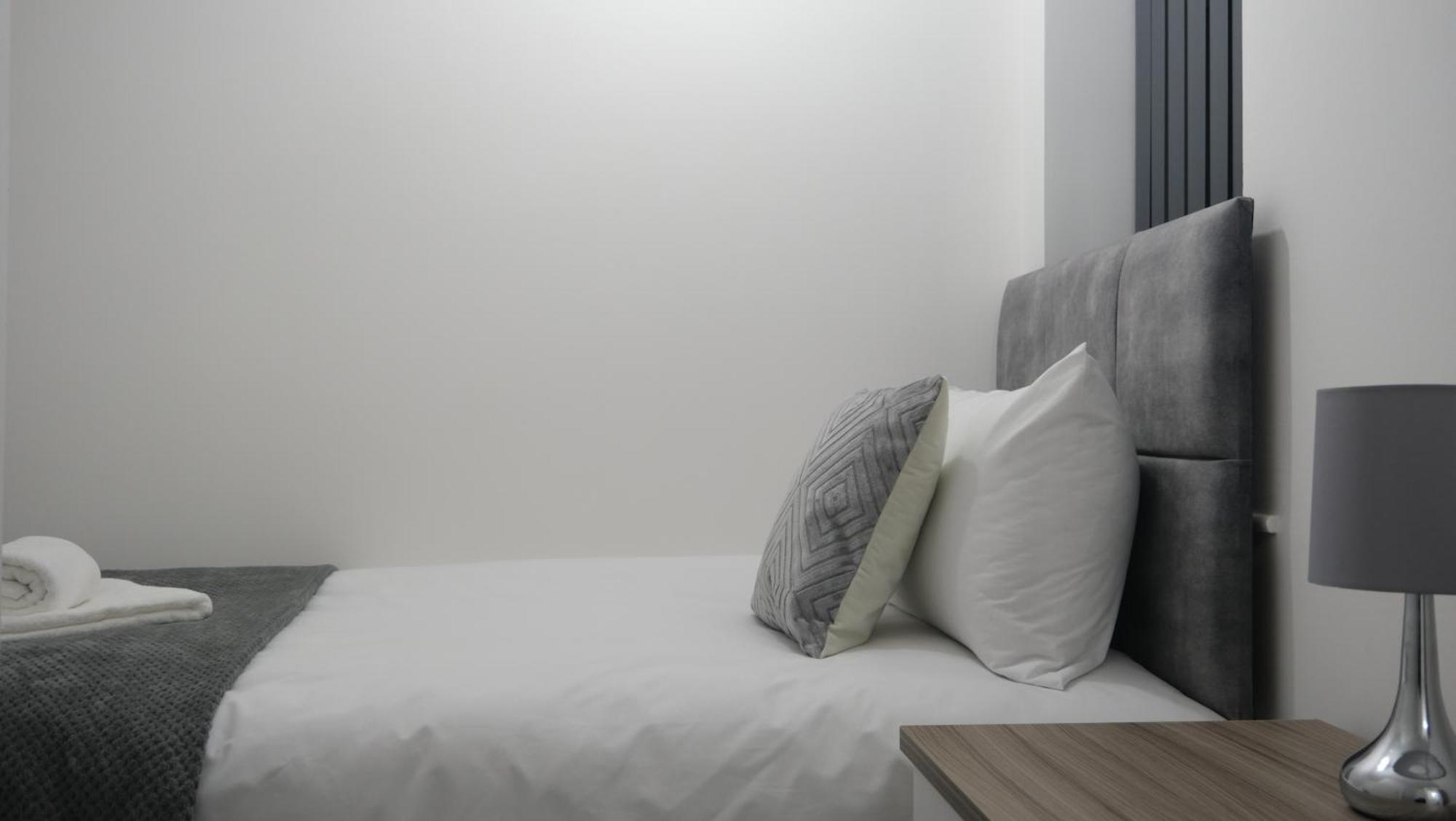 Modernized Three Bedroom House Near City Stadium, Attractions, City Centre - Sky N Netflix - Convenient Transport Manchester Esterno foto