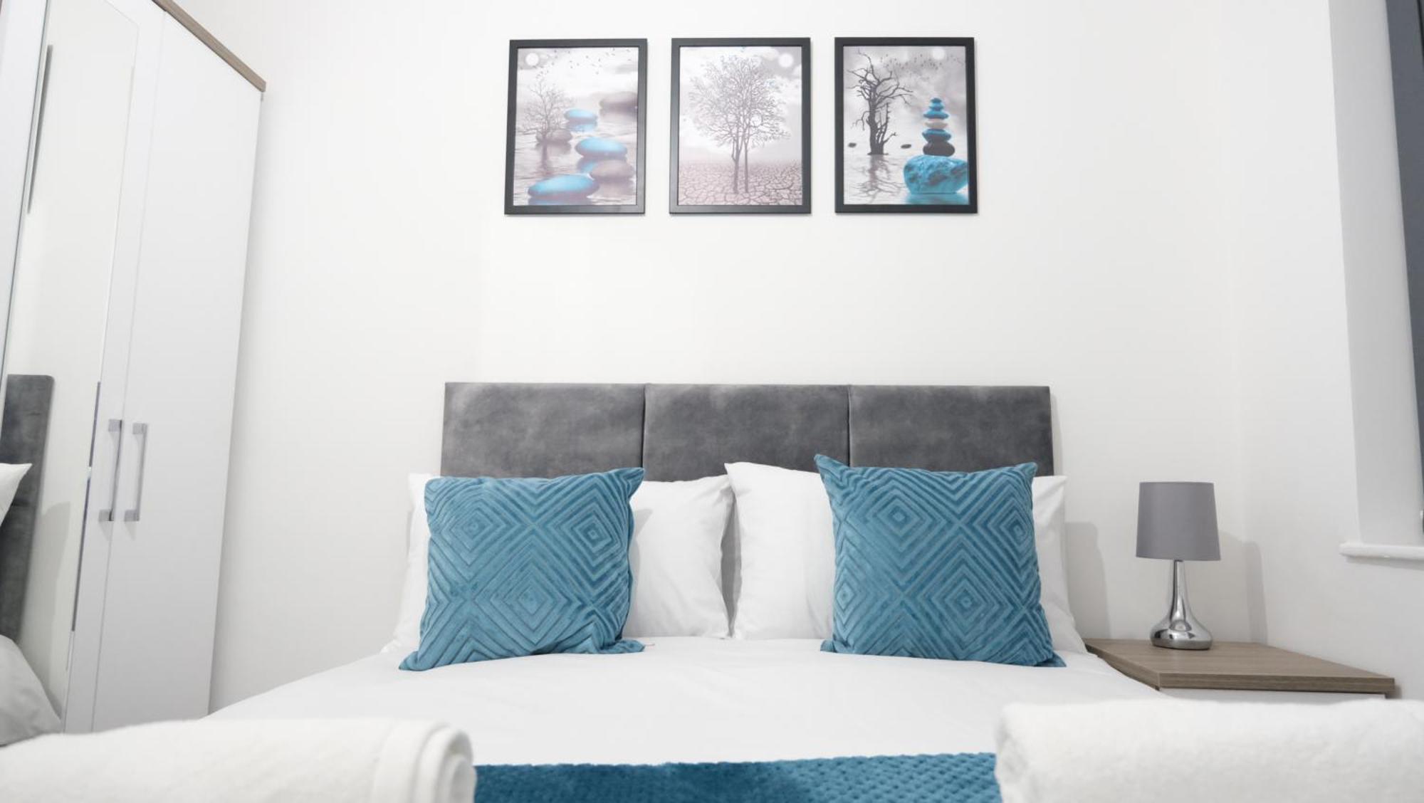 Modernized Three Bedroom House Near City Stadium, Attractions, City Centre - Sky N Netflix - Convenient Transport Manchester Esterno foto